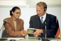 Brazil's Minister for the Environment, Marina Silva, with Germany's Minister for the Environment, Jrgen Trittin in Brasilia